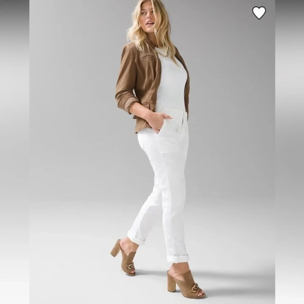White House Black Market White Cropped Ankle Pants